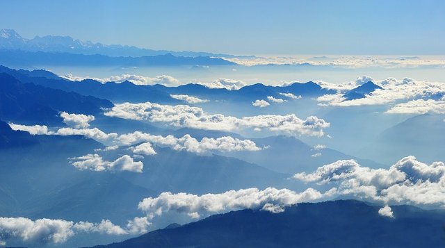 beautiful-view-of-clouds-somewhere-in-nepal