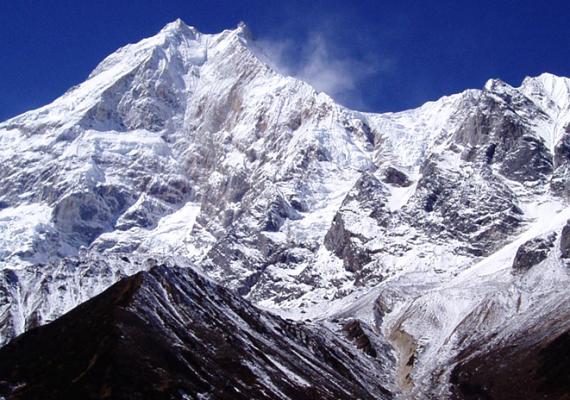 Manaslu Circuit with Tsum Valley Trek
